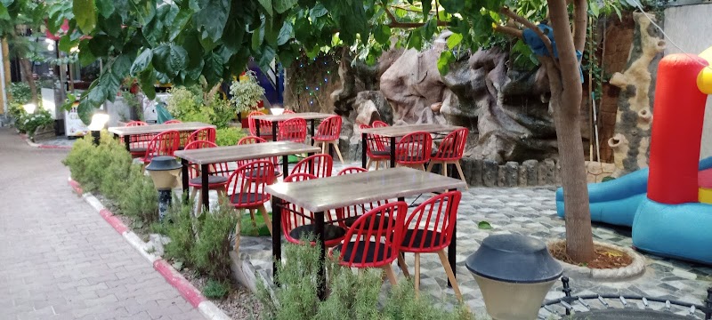 Berlina Caffe - Café & Desserts - à Béjaïa