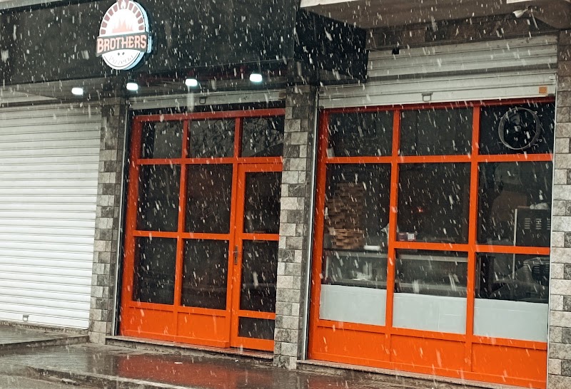 Pizzeria Brothers
