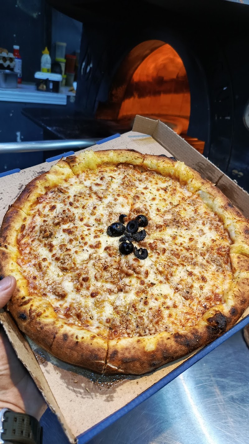 La Maman (pizza au feu du bois
