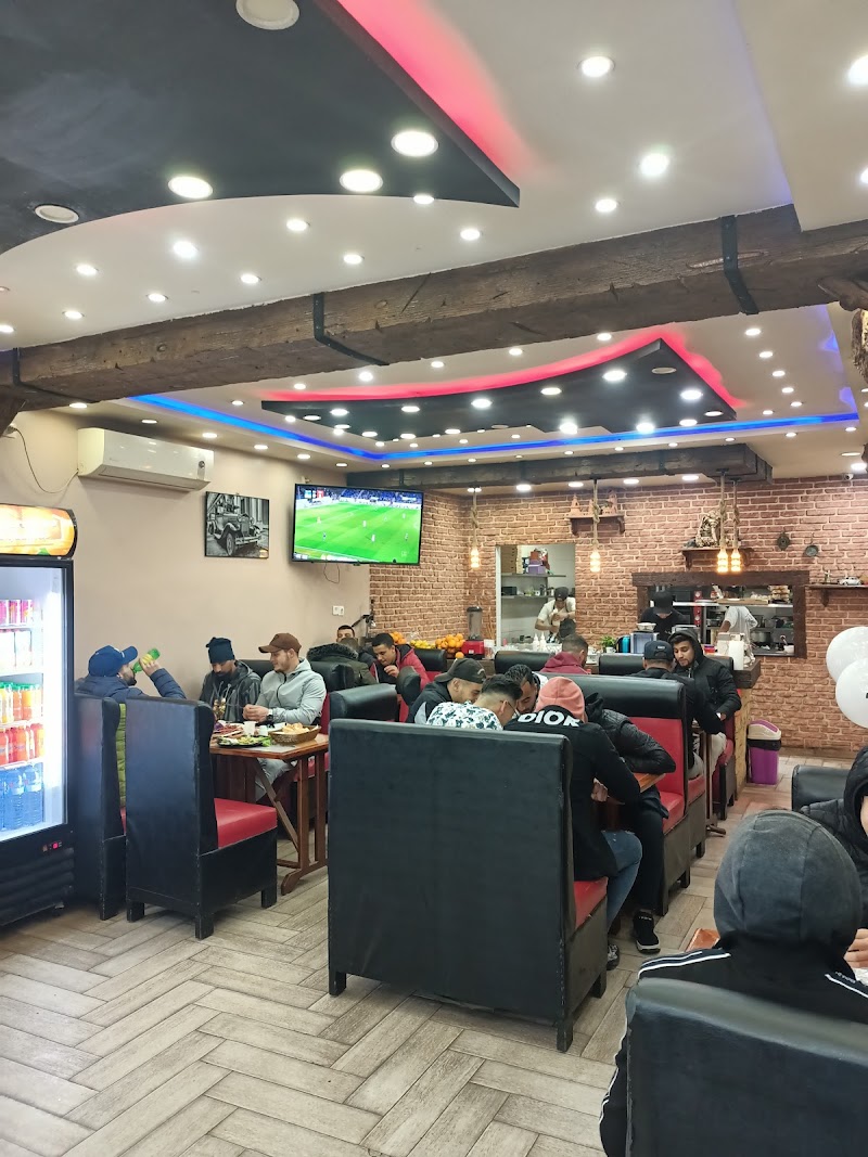Restaurant Casa Bella -Douera